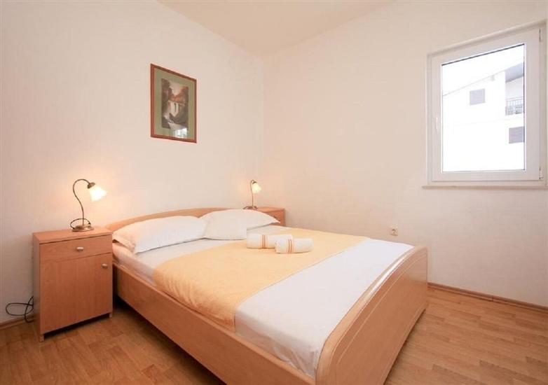 Apartment A2, for 3 persons