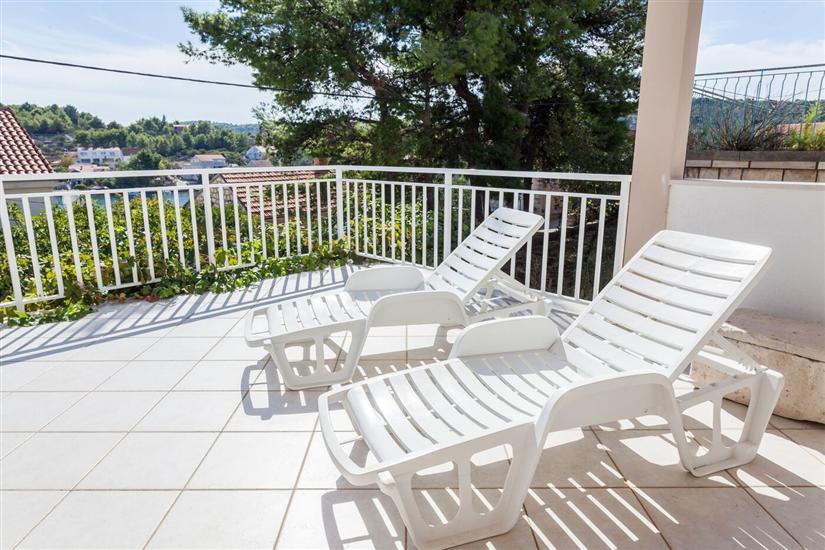 Apartment A1, for 6 persons