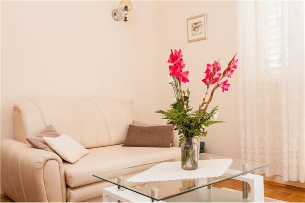 Apartment A1, for 6 persons