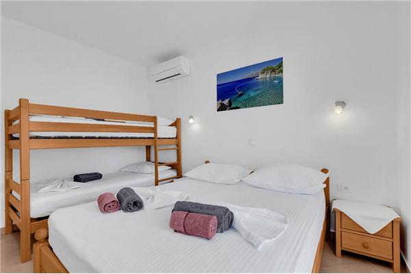 Apartment A2, for 4 persons