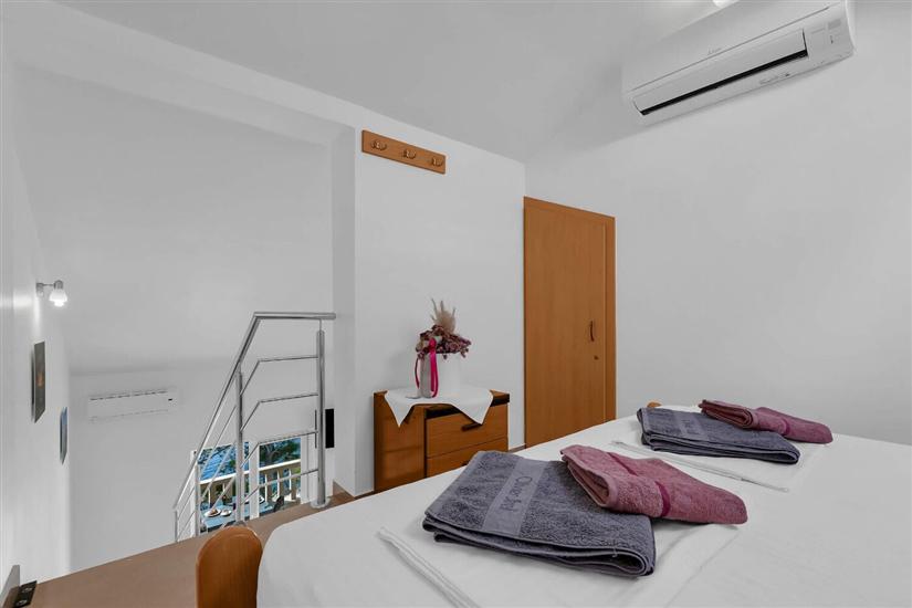 Apartment A4, for 4 persons