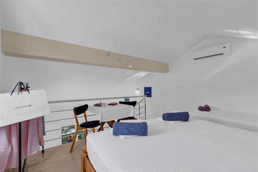 Apartment A5, for 4 persons