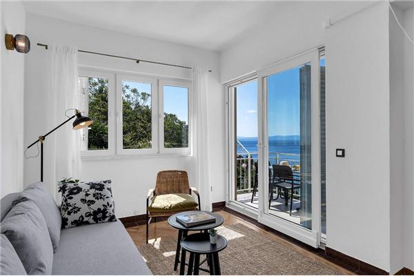 Apartment A8, for 6 persons