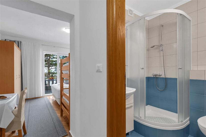 Apartment A9, for 3 persons