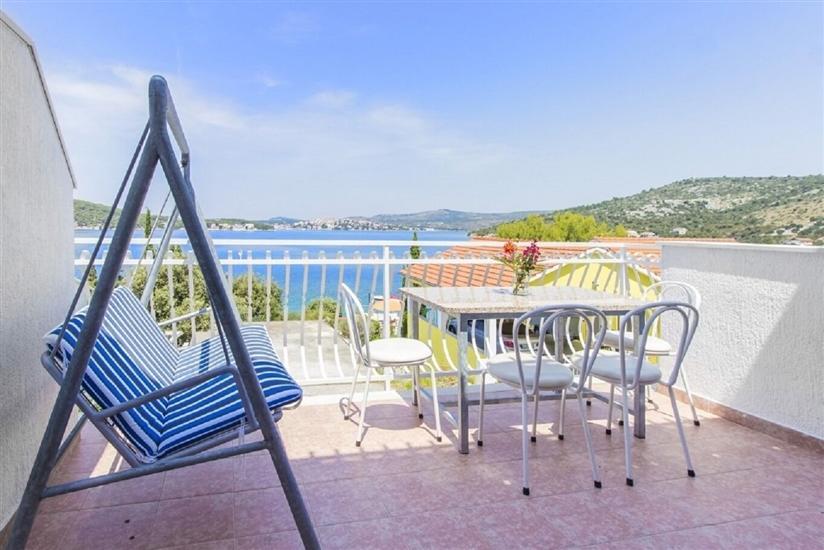 Apartment A4, for 4 persons