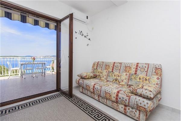 Apartment A4, for 4 persons