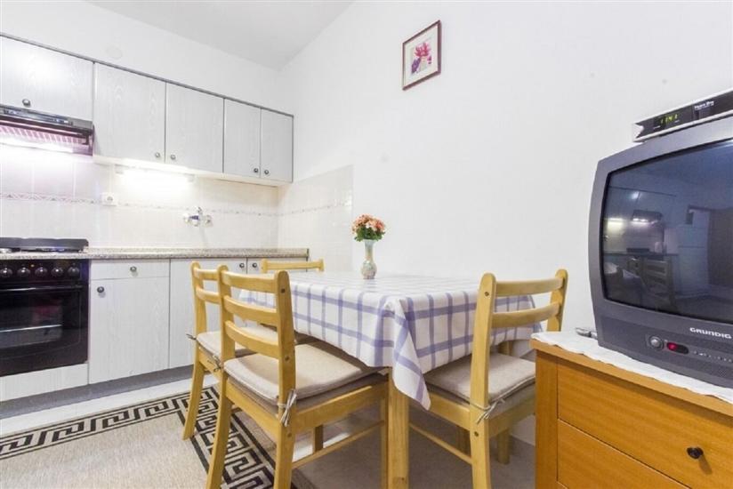 Apartment A4, for 4 persons