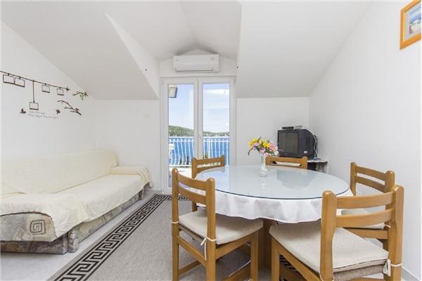 Apartment A5, for 7 persons