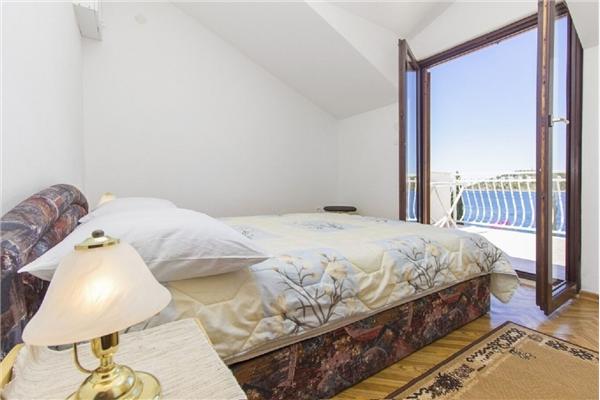 Apartment A5, for 7 persons