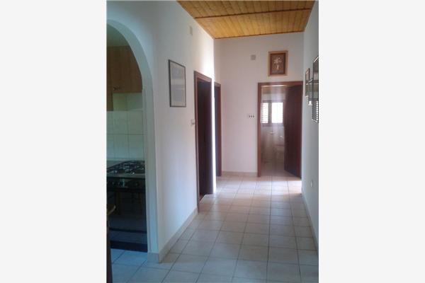 Apartment A1, for 6 persons