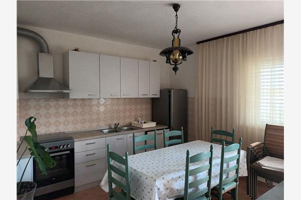 Apartment A2, for 4 persons