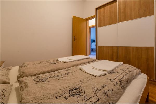Apartment A3, for 6 persons