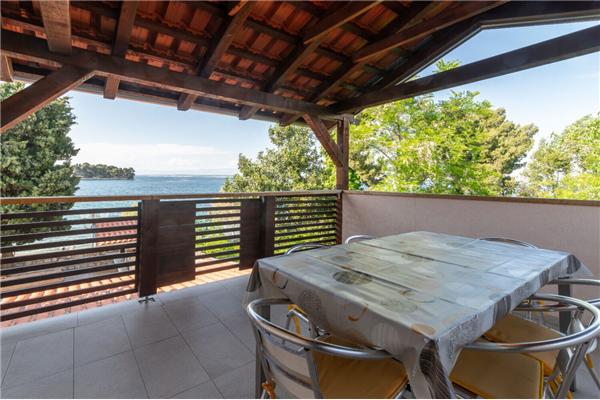 Apartment A2, for 5 persons