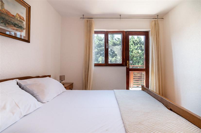 Apartment A2, for 5 persons