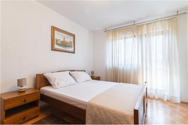 Apartment A2, for 5 persons