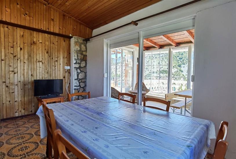 Apartment A1, for 7 persons