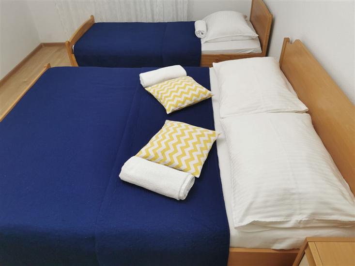 Apartment A1, for 5 persons