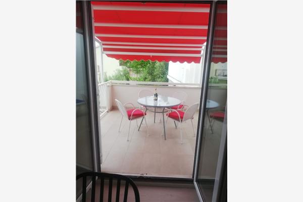 Apartment A1, for 5 persons