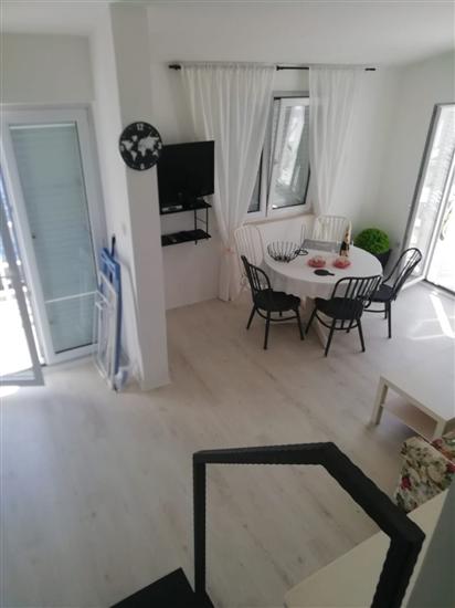 Apartment A1, for 5 persons