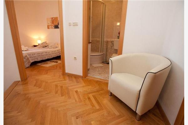 Apartment A2, for 6 persons