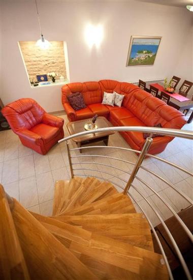 Apartment A2, for 6 persons