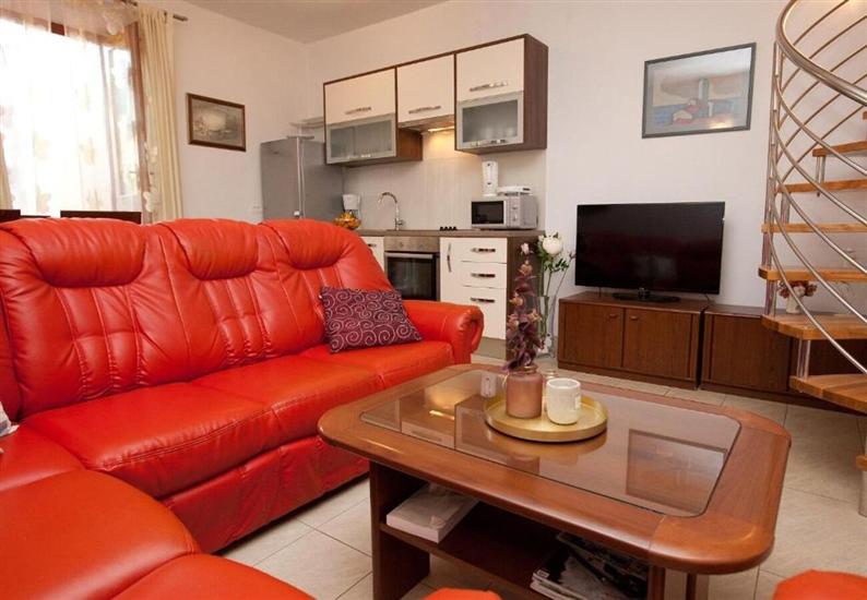 Apartment A2, for 6 persons