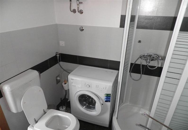 Apartment A2, for 6 persons