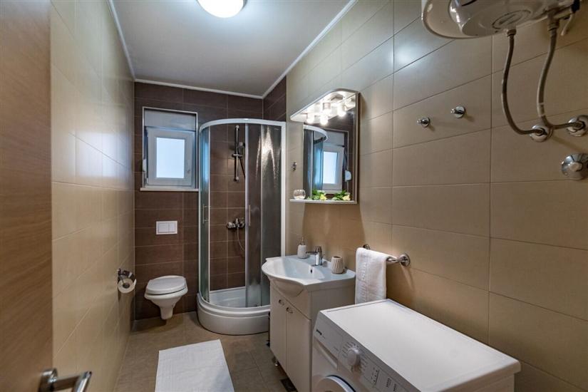 Apartment A3, for 10 persons