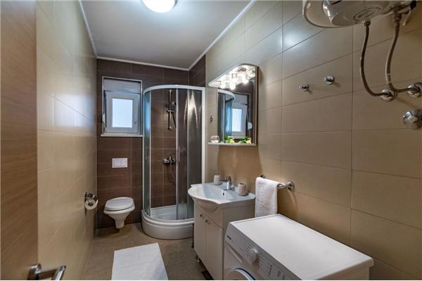 Apartment A3, for 10 persons