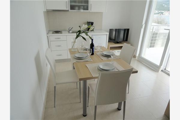 Apartment A4, for 4 persons