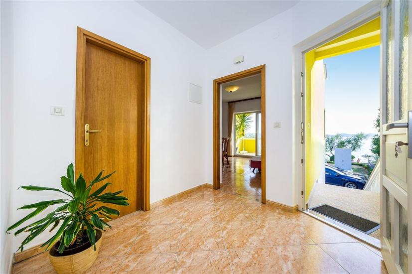 Apartment A2, for 4 persons