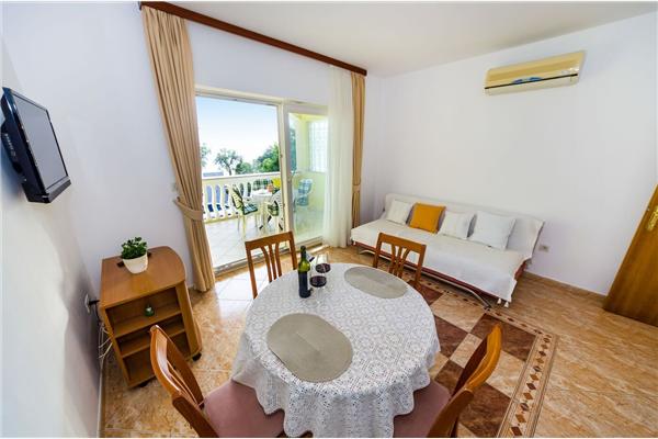 Apartment A2, for 4 persons