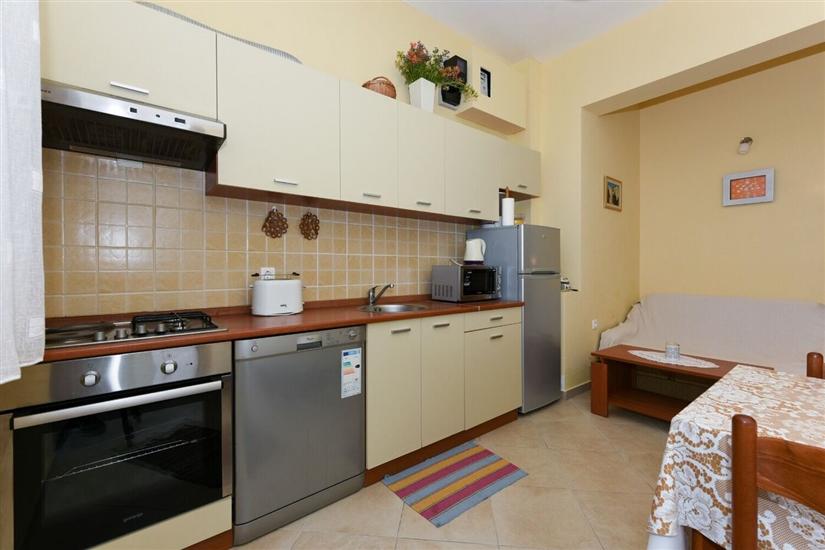 Apartment A2, for 3 persons