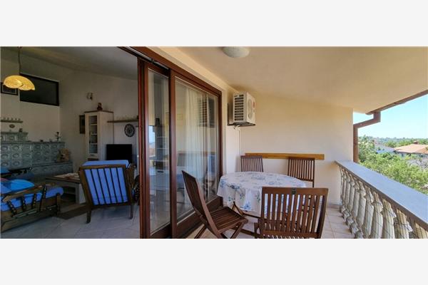 Apartment A1, for 5 persons