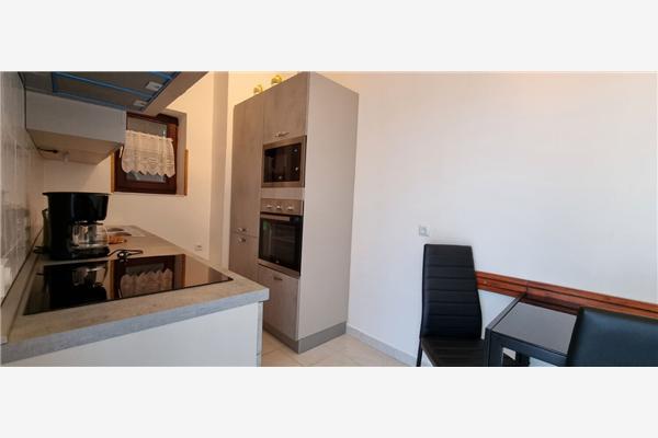 Apartment A1, for 5 persons