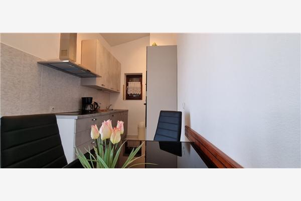 Apartment A1, for 5 persons