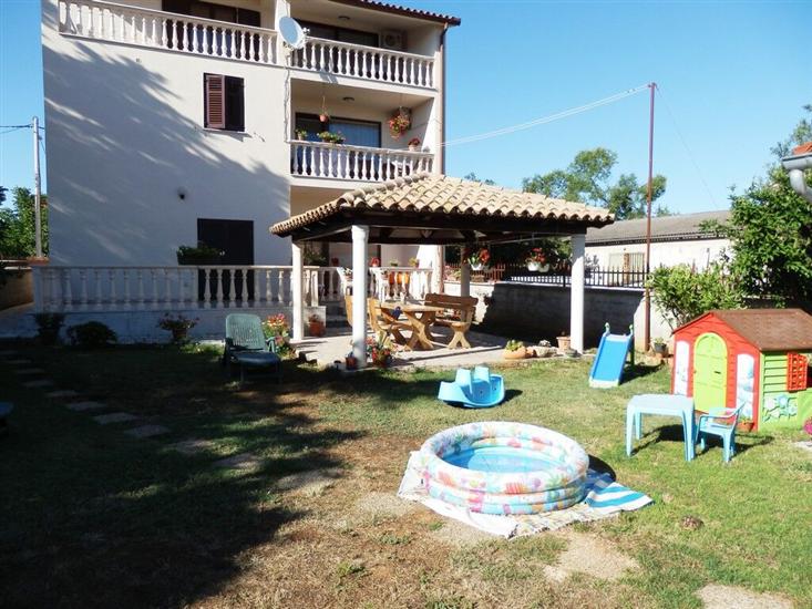 Apartment Elida: