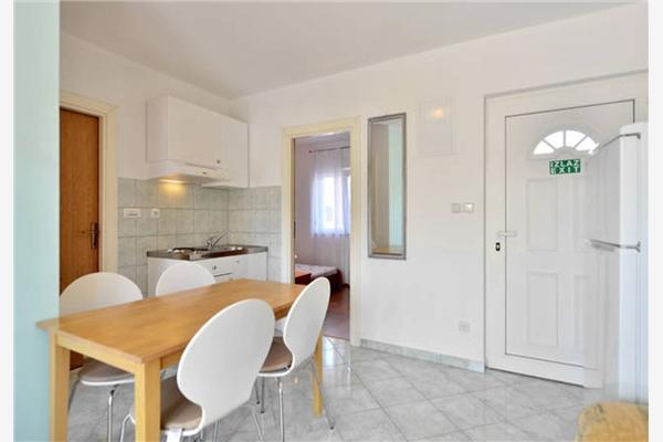 Apartment A1, for 5 persons