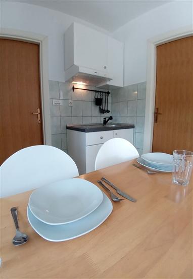 Apartment A1, for 5 persons
