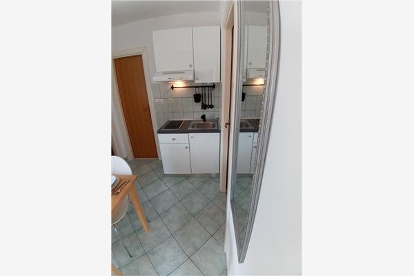 Apartment A1, for 5 persons