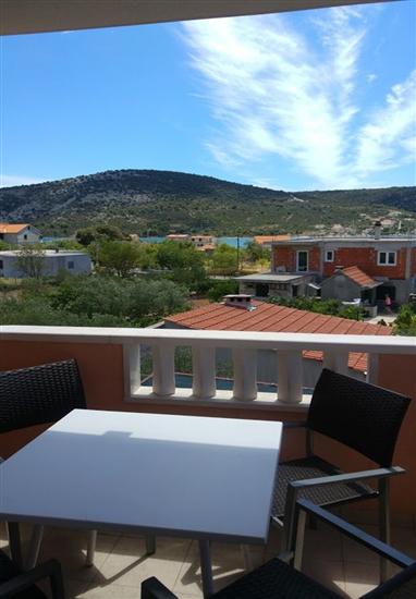 Apartment A2, for 5 persons