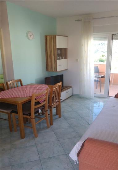 Apartment A2, for 5 persons