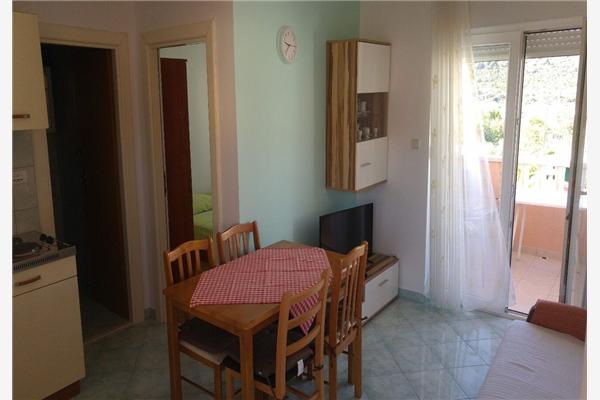 Apartment A2, for 5 persons