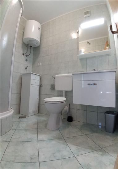 Apartment A2, for 5 persons