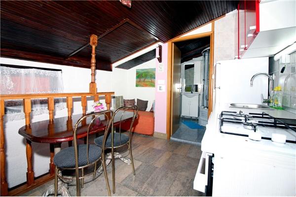 House K1, for 10 persons