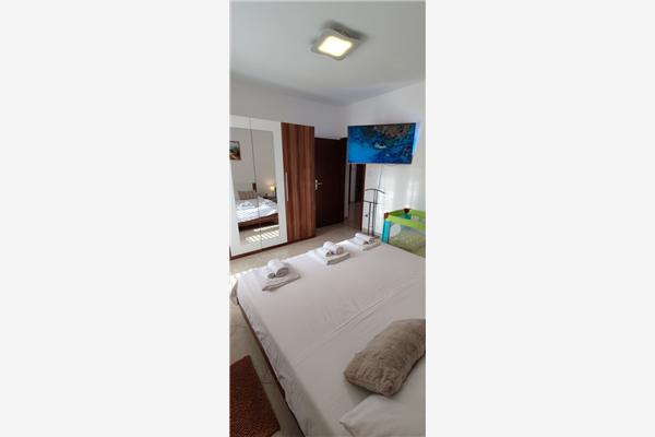 Apartment A1, for 6 persons