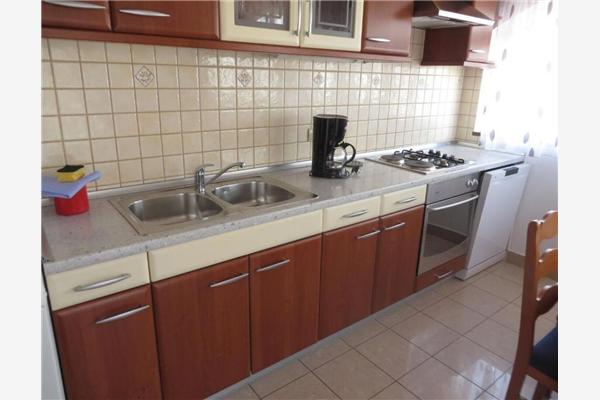 Apartman A1, na 5 osebe