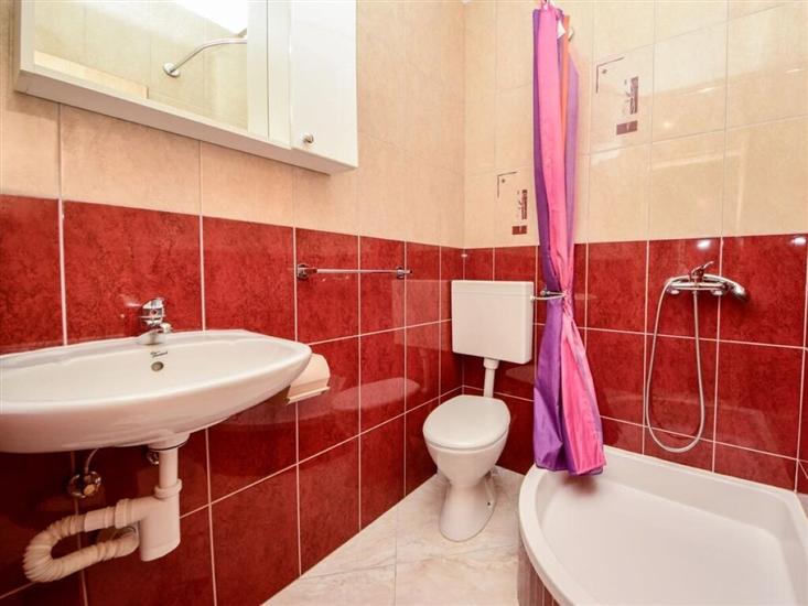 Apartment A5, for 4 persons