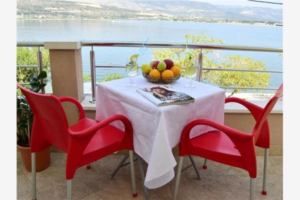 Apartment A6, for 4 persons