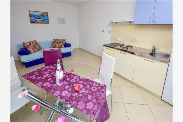 Apartment A6, for 4 persons